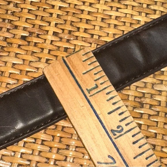 Vintage Women's M/L Genuine Leather Brown Brass Buckle Hook Equestrian Riding - Picture 6 of 6